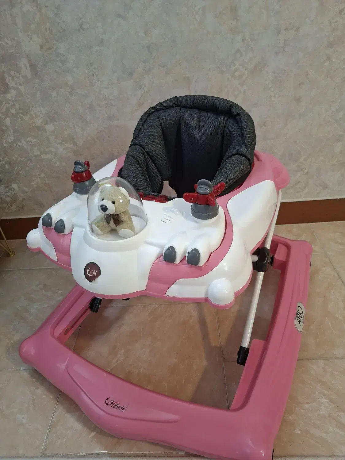 روروک موزیکال|کالسکه و لوازم جانبی|پرند, فاز ۴|دیوار