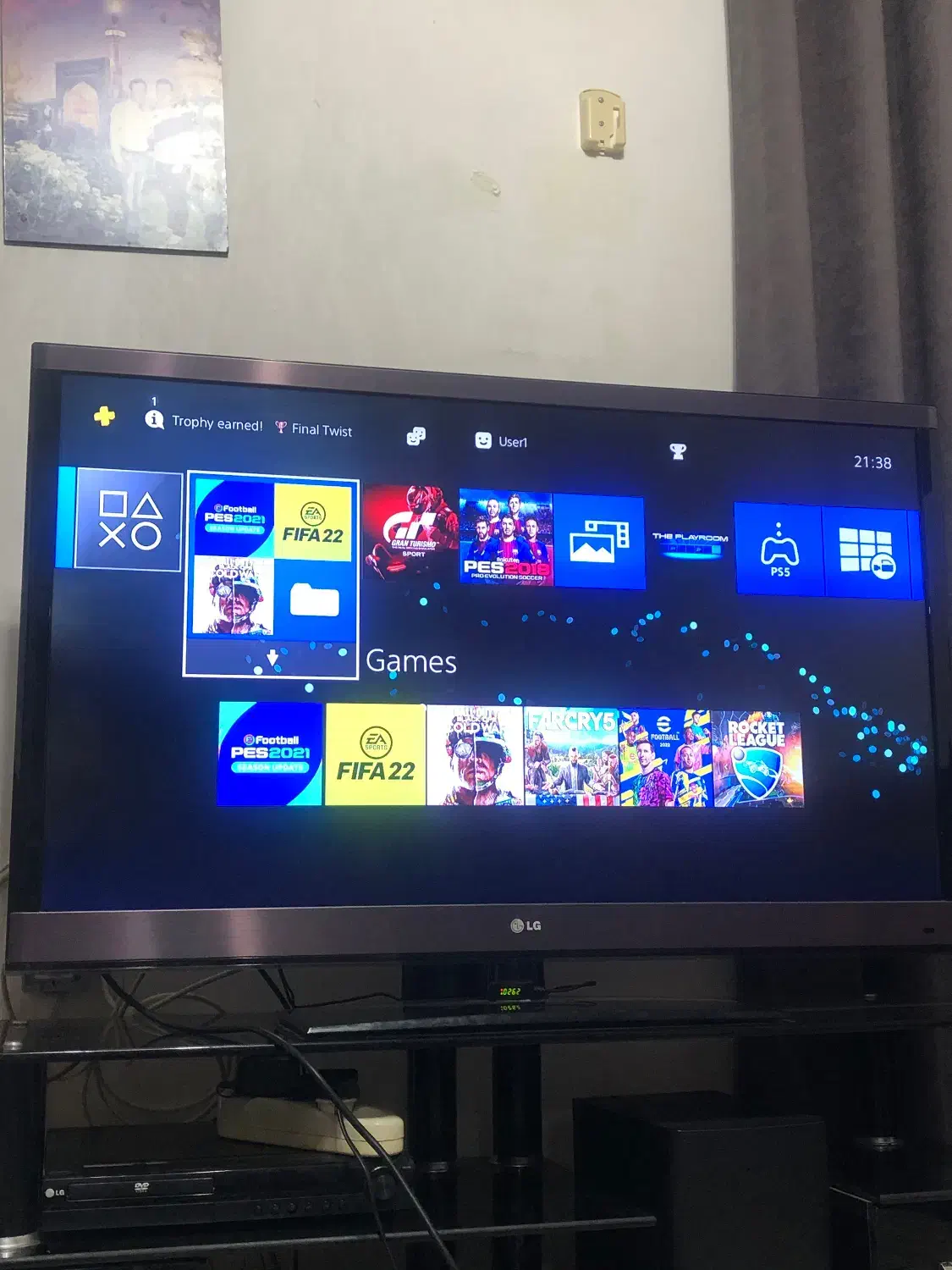 PS4 slim 500 gb با بازی همراه ۲دسته اورجینال اکانت|کنسول، بازی ویدئویی و آنلاین|رشت, حمیدیان|دیوار