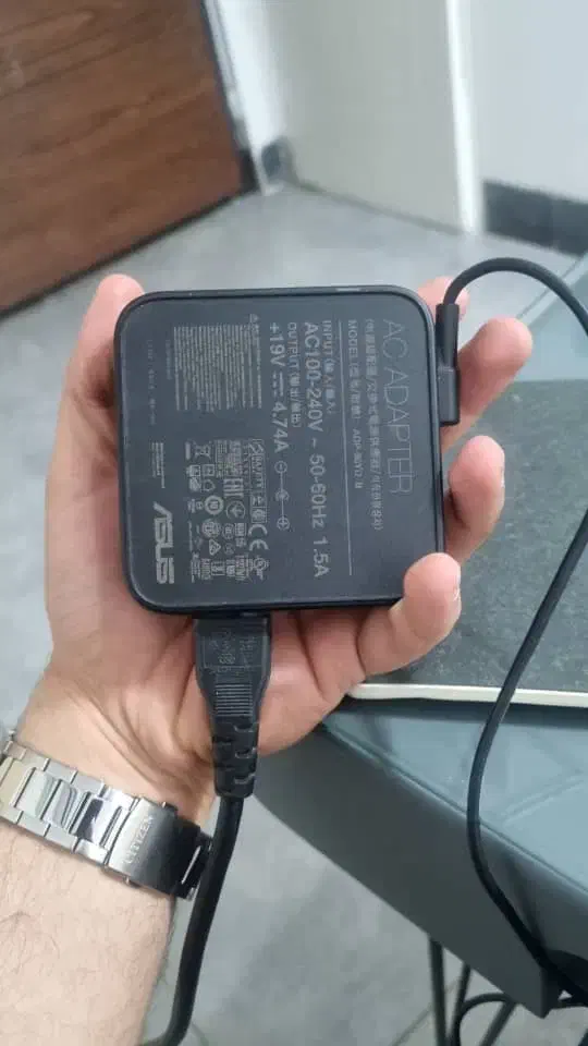 فروش باتری و اداپتور لپ تاپ asus dell lenovo hp|قطعات و لوازم جانبی رایانه|شیراز, ملاصدرا|دیوار