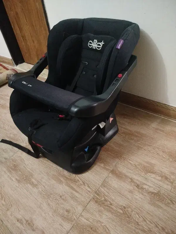 صندلی ماشین کودک|تخت و صندلی بچه|مشکیندشت, |دیوار