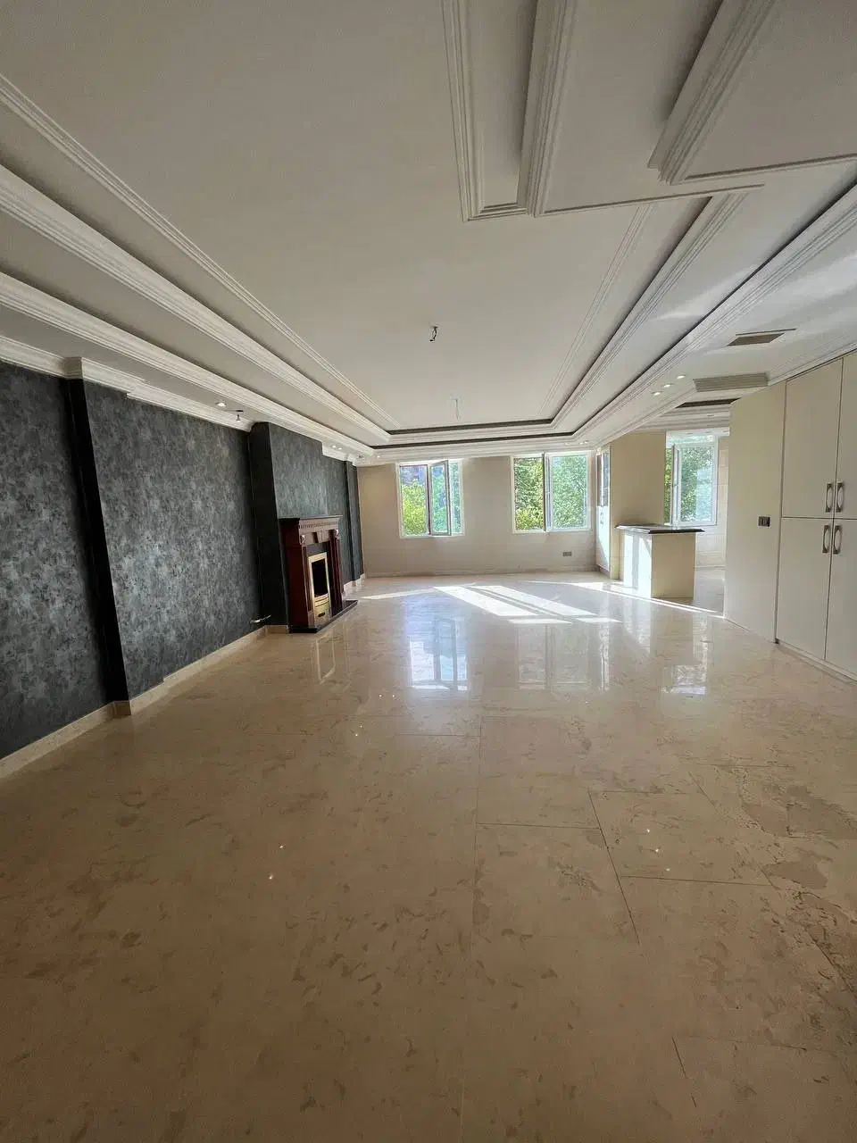 350 متر ویلا دوبلکس +حیاط مشجر زیبا با آلاچیق|اجارهٔ خانه و ویلا|تهران, زعفرانیه|دیوار