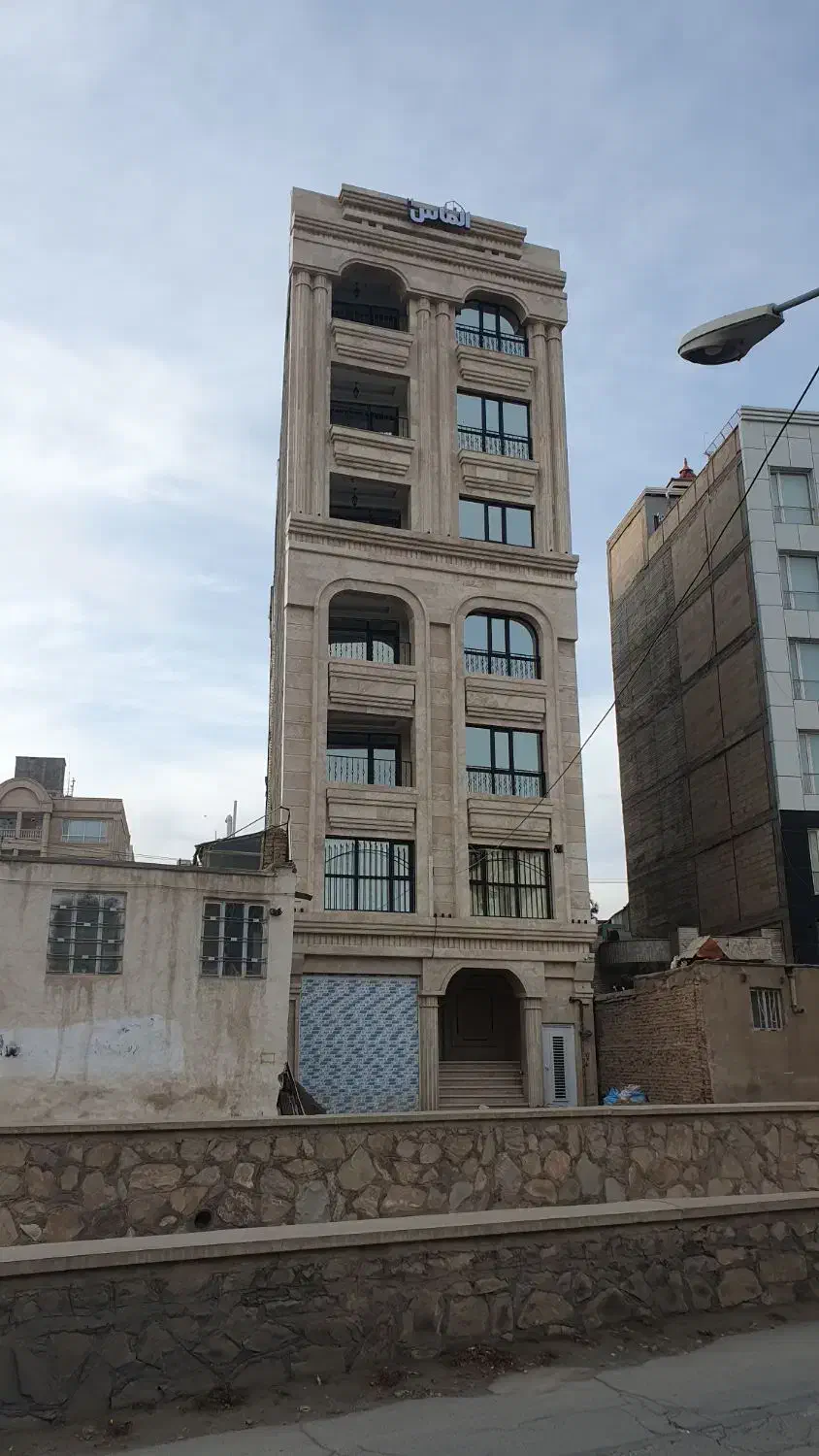 اپارتمان پنت هاوس  ۲۰۸ متری حاشیه خیابان دارایی|اجارهٔ آپارتمان|نیشابور, دارایی|دیوار