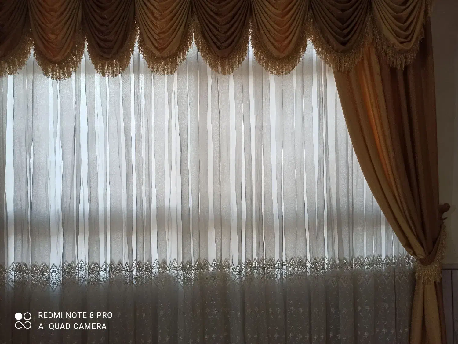 پرده|پرده، رانر، رومیزی|اصفهان, جامی|دیوار