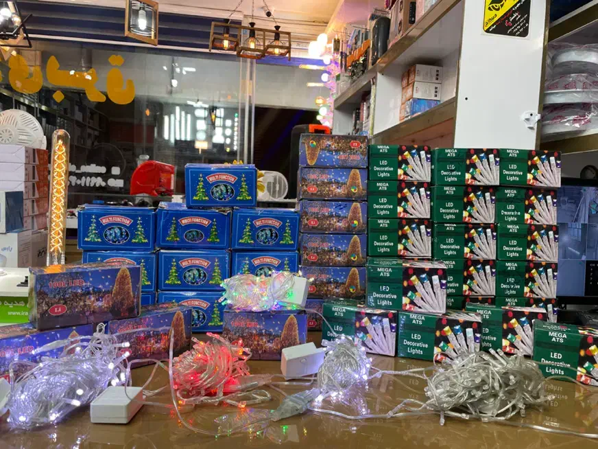 ریسه سوزنی ۷ رنگ و مهتابی ۱۰ متری|ریسه و چراغ تزئینی|ملایر, |دیوار