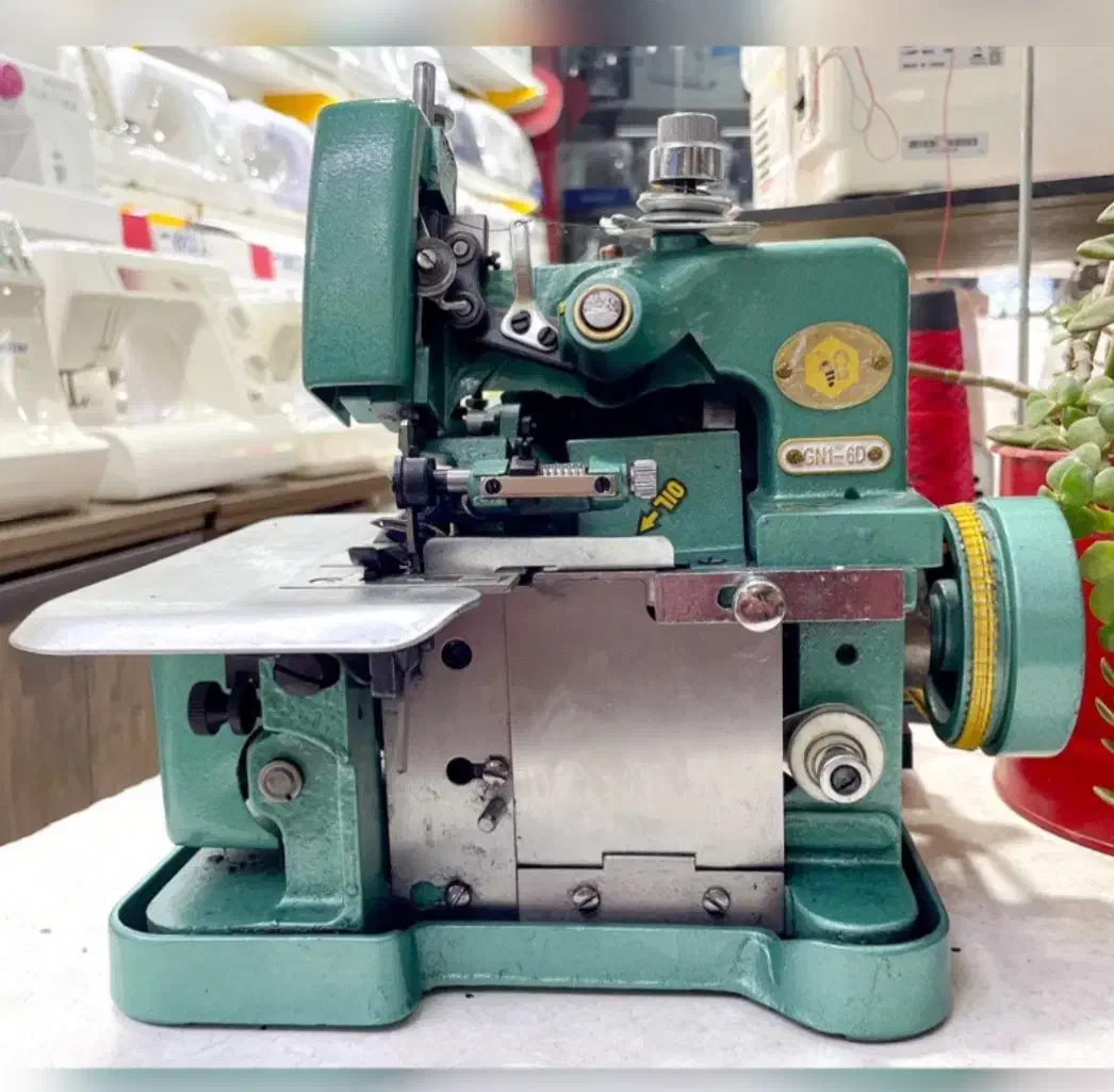 فروش سردوز درحد نو|لوازم خیاطی و بافتنی|اصفهان, کوی گلزار|دیوار