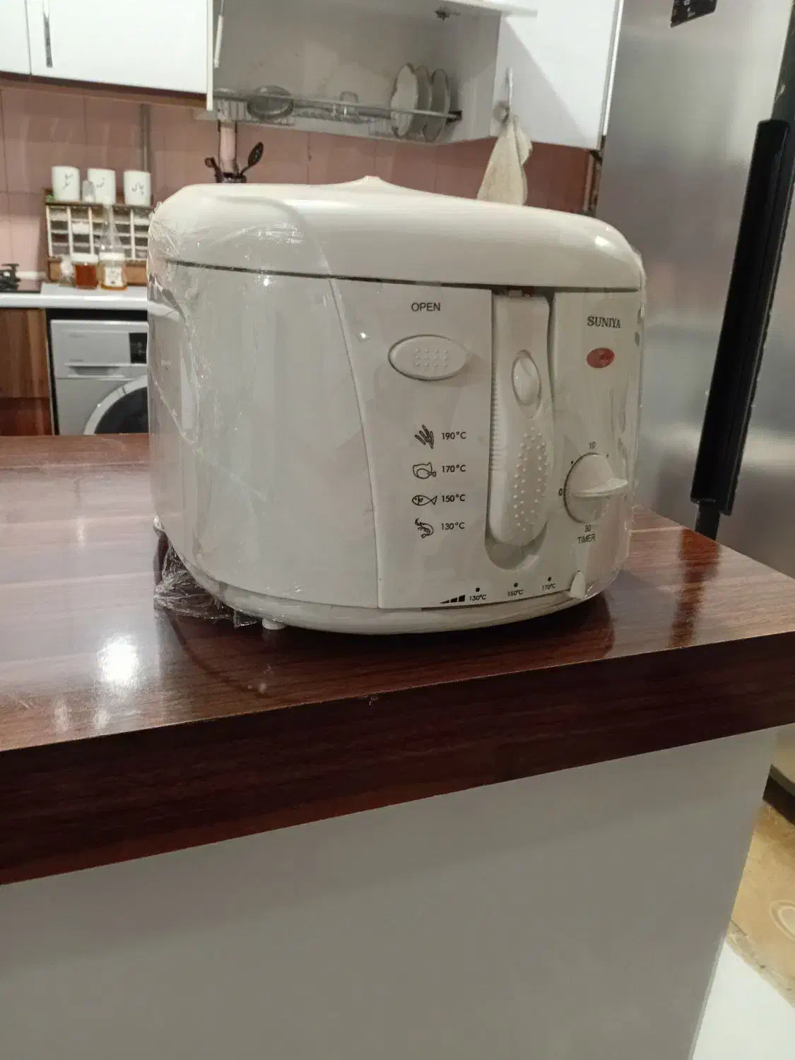 سرخ کن|اجاق گاز و لوازم برقی پخت‌وپز|تربت‌حیدریه, باغ سلطانی|دیوار