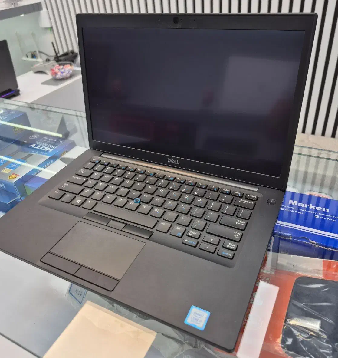لپ تاپ تمام لمسی Dell پردازنده i7 نسل 8|رایانه همراه|کرمانشاه, |دیوار