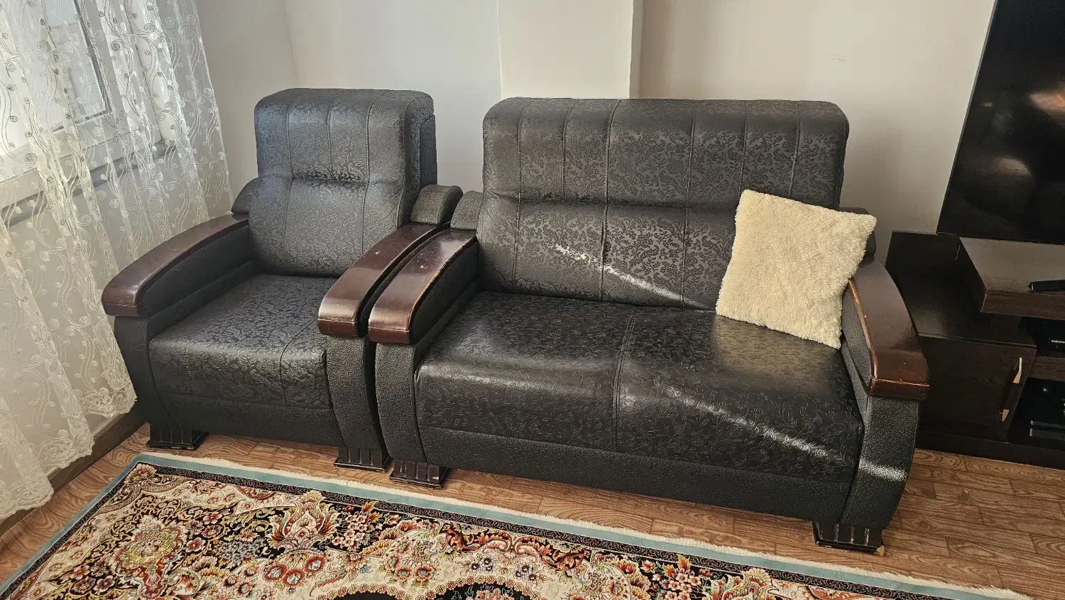 فروش وسایل خانه|مبلمان خانگی و میز عسلی|تالش, طولارود|دیوار