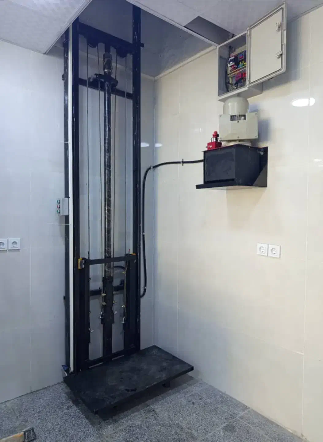 نصب و تعمیر اسانسو و بالابر|خدمات پیشه و مهارت|آبادان, |دیوار