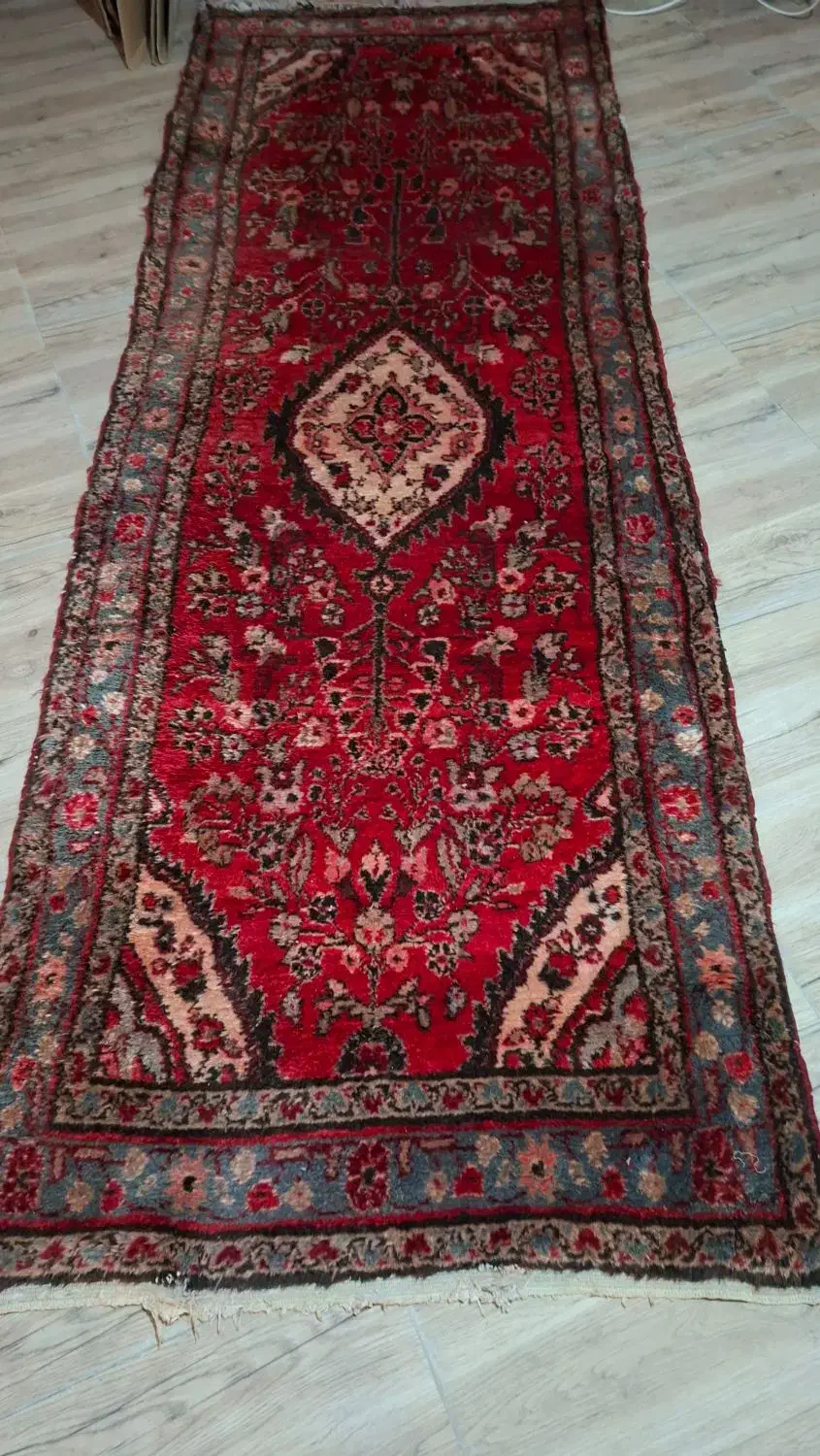 کناره دست بافت قدیمی|فرش|چهاردانگه (تهران), |دیوار