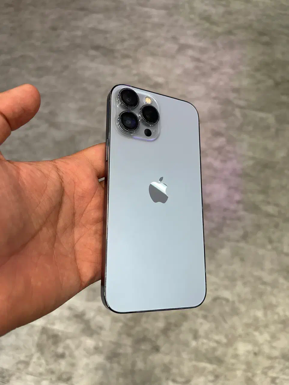 iphone 13 pro max 512 GB B/A  تک سیم|موبایل|شیراز, قدوسی غربی|دیوار