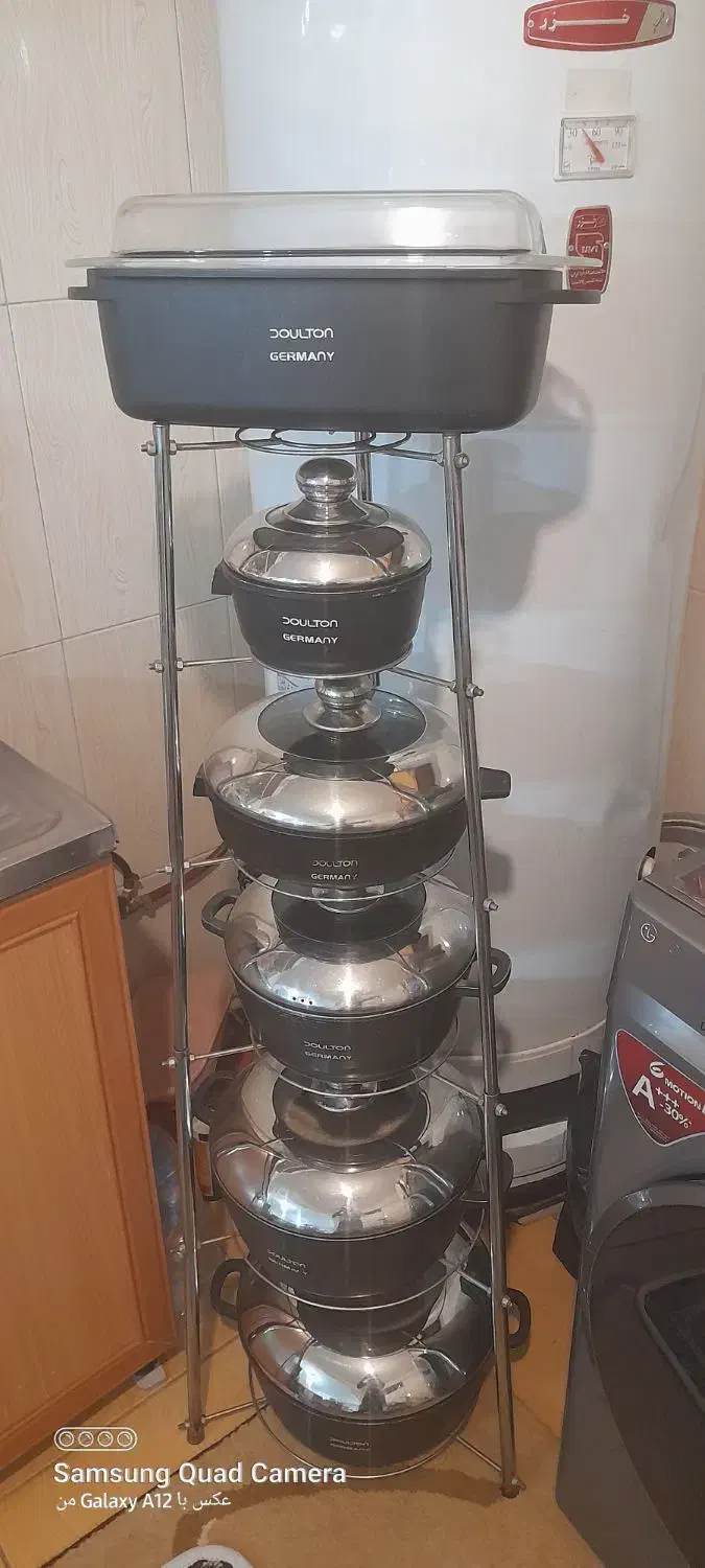 ظروف آشپز خانه|ظروف پخت‌وپز|قروه, |دیوار