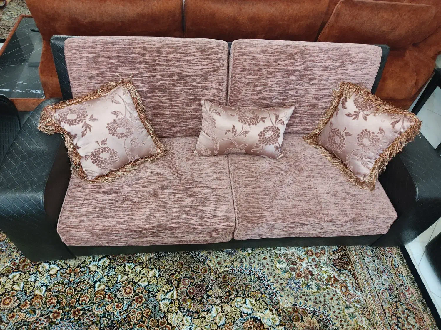 مبل|مبلمان خانگی و میز عسلی|کرج, حصارک بالا|دیوار