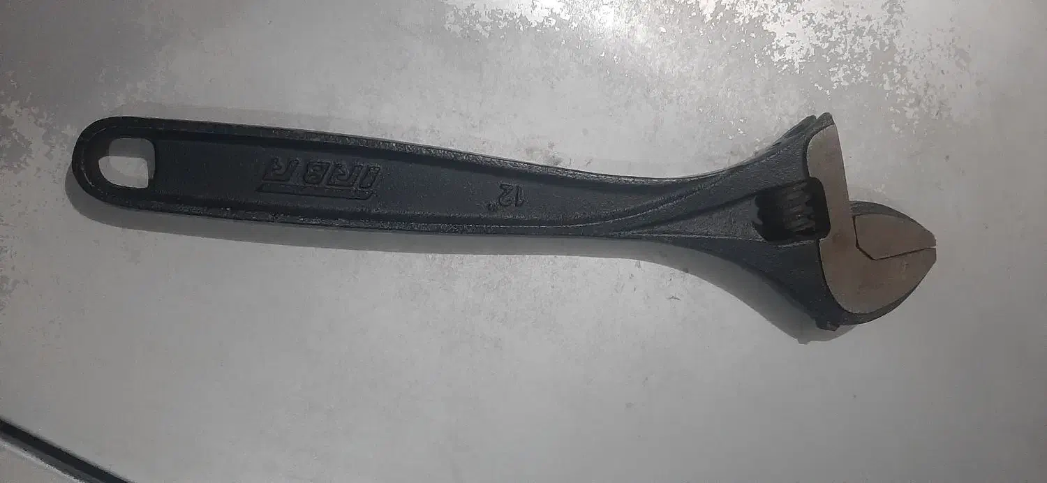 آچار بزرگ|ابزارآلات|اندیمشک, |دیوار