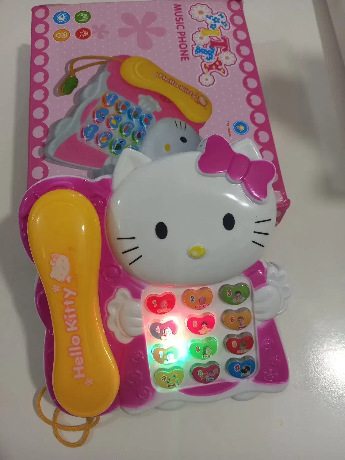 تلفن کودک زیبا|اسباب‌بازی بچه|دورود, |دیوار