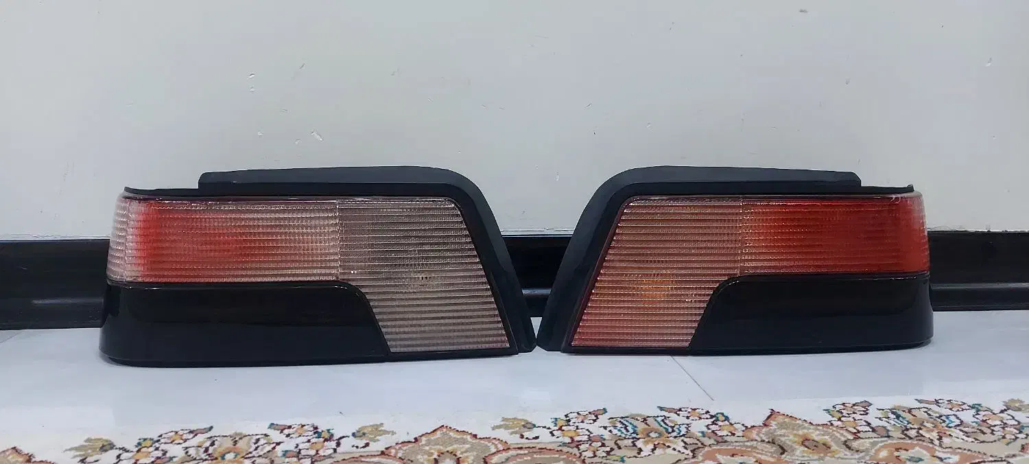 یک جفت چراغ عقب پژو ۴۰۵ سالم|قطعات یدکی و لوازم جانبی|شهریار, شهرک شاهد|دیوار