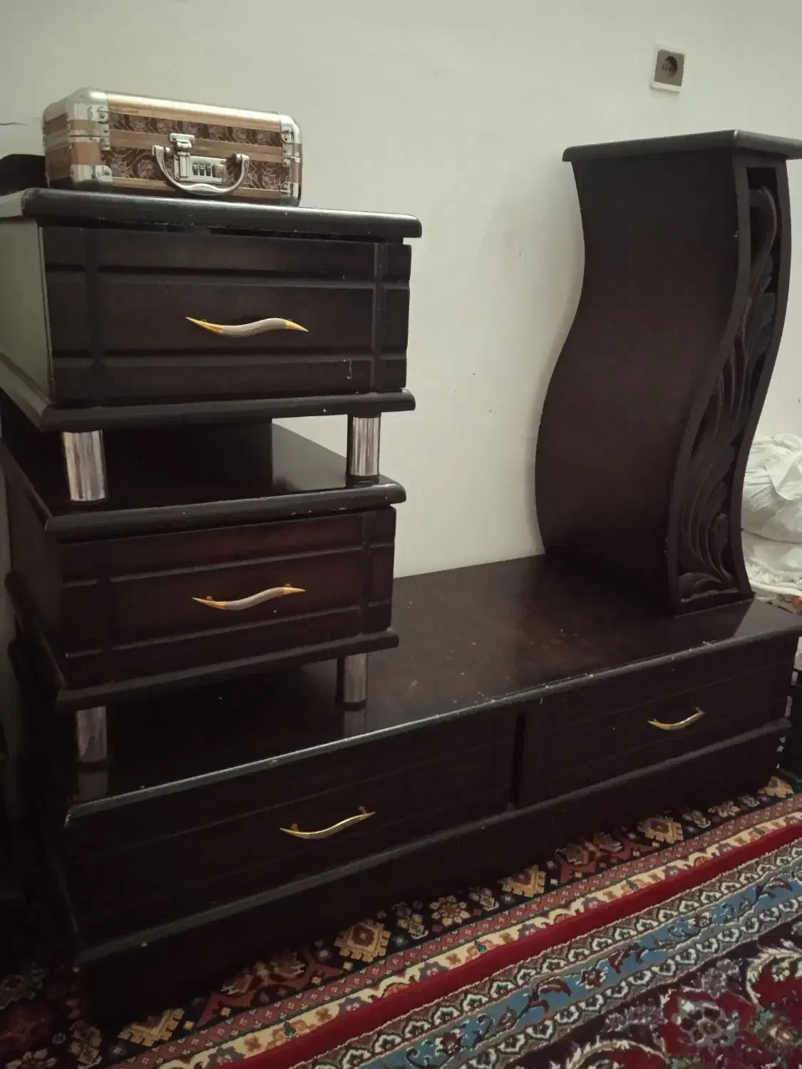 آینه دراور|جاکفشی، کمد، دراور|تربتحیدریه, پائین ولایت|دیوار