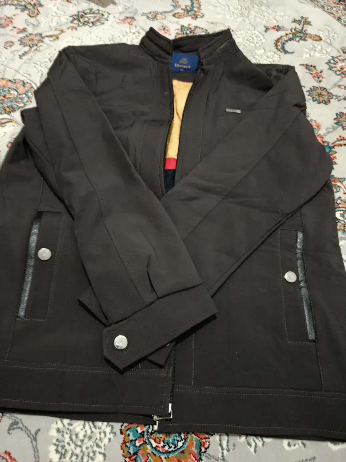 کت مردانه|لباس|نظرآباد, نظرآباد|دیوار