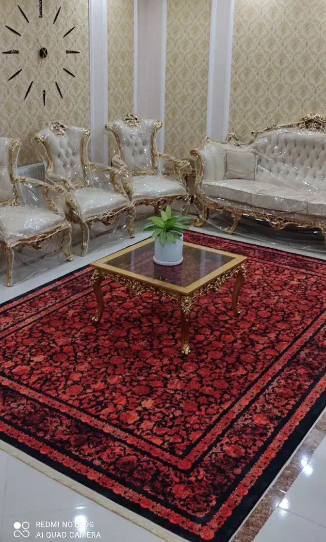 دو عدد فرش قرمز محتشم ۱۰۰۰شانه تراکم۳۲۰۰ در حد نو|فرش|خرم‌آباد, |دیوار