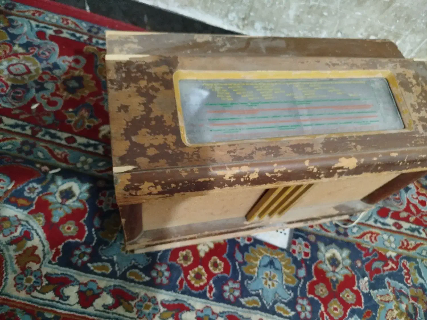 رادیو قدیمی چوبی|کلکسیون اشیاء عتیقه|تهران, شهرک شریفی|دیوار