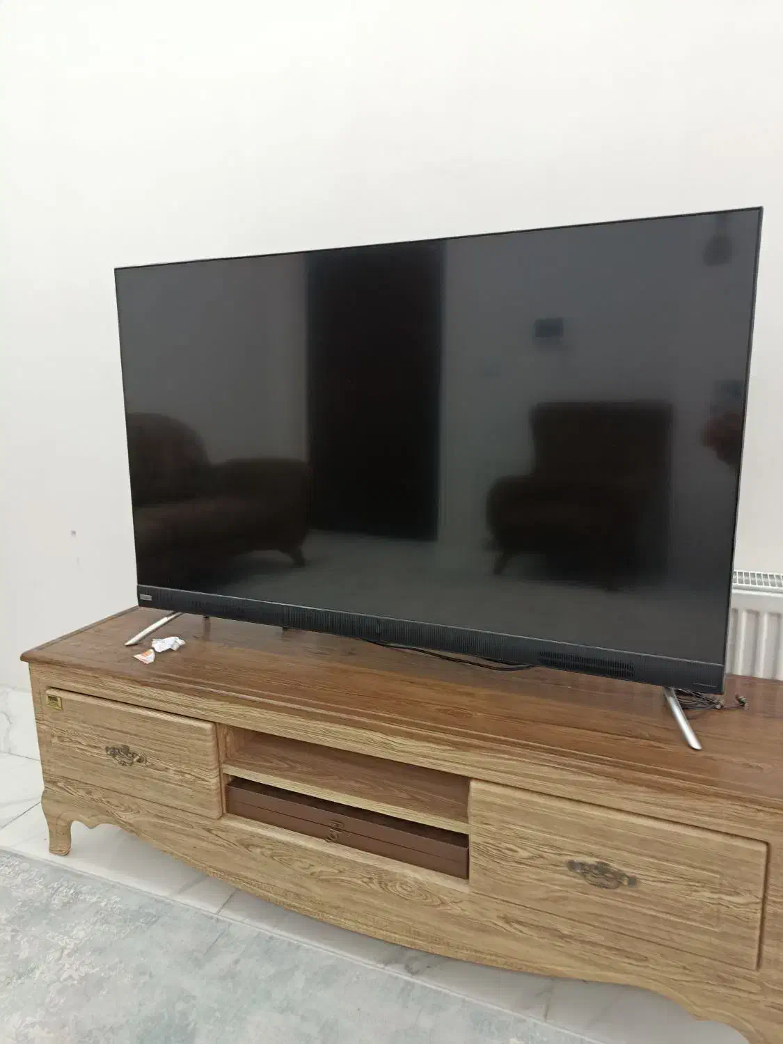 تلوزیون  ال ای دی ۴۹ اینچ جی پلاس|تلویزیون و پروژکتور|آستانه اشرفیه, |دیوار