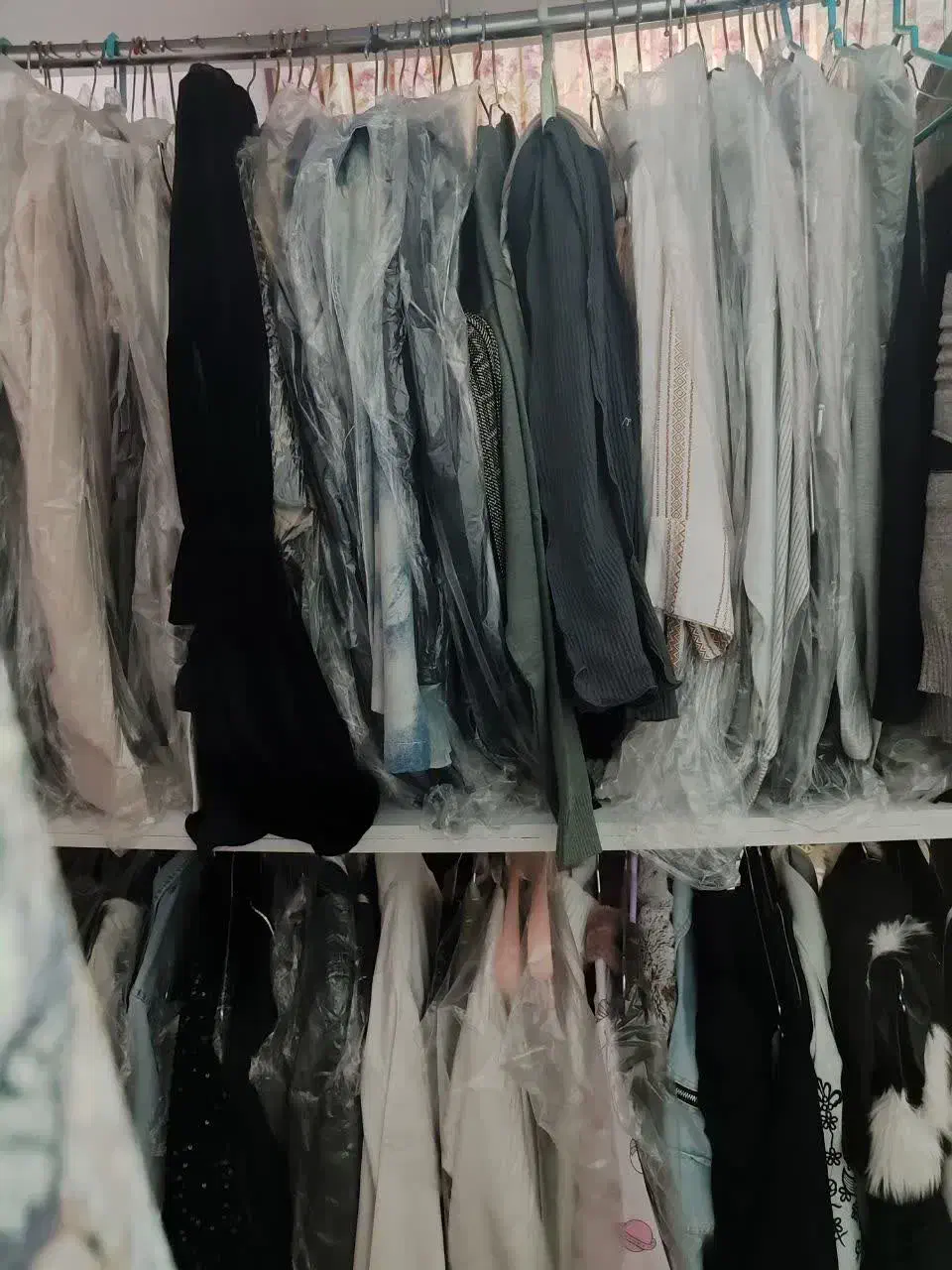 رگال لباس|کتابخانه، شلف، قفسه‌های دیواری|فردیس, شهرک راه آهن|دیوار