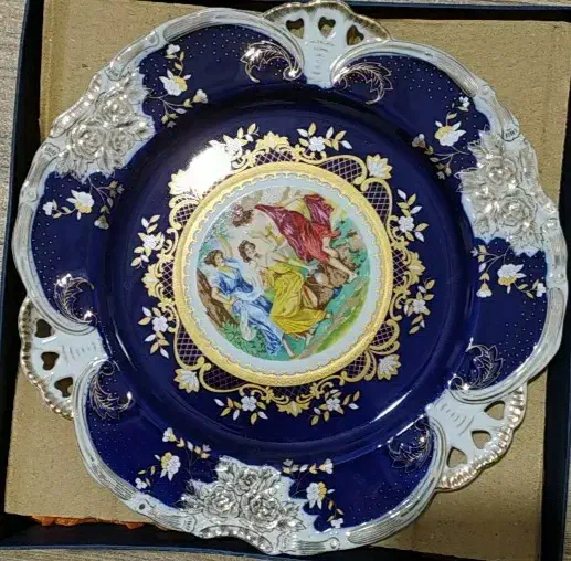 سرویس کیک خوری سه لیلی|صنایع دستی و سایر لوازم تزئینی|کاشان, شهرک صنعتی راوند|دیوار