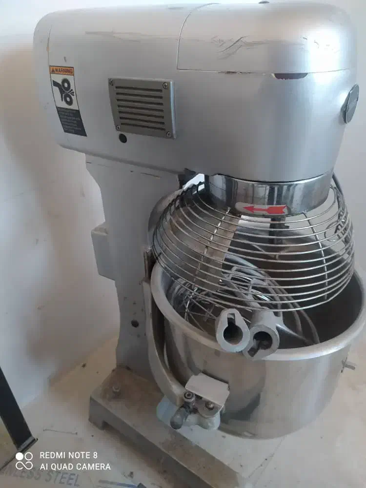 آسیاب گندم و برنج ومیکسر صنعتب برجیا 30 لیتری|ماشینآلات صنعتی|خلخال, |دیوار