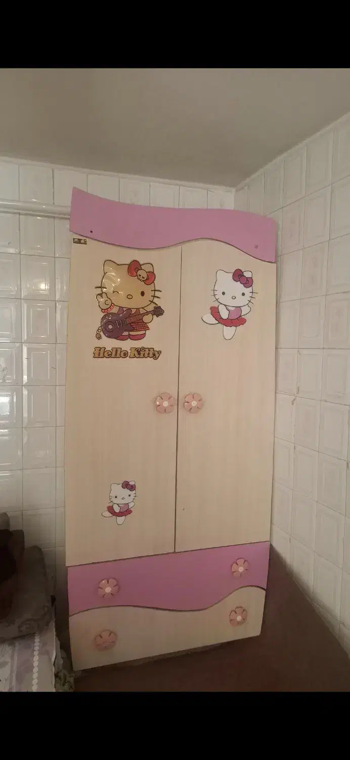 دراور، تخت خواب،ویترین|تخت و سرویس خواب|شهرضا, |دیوار