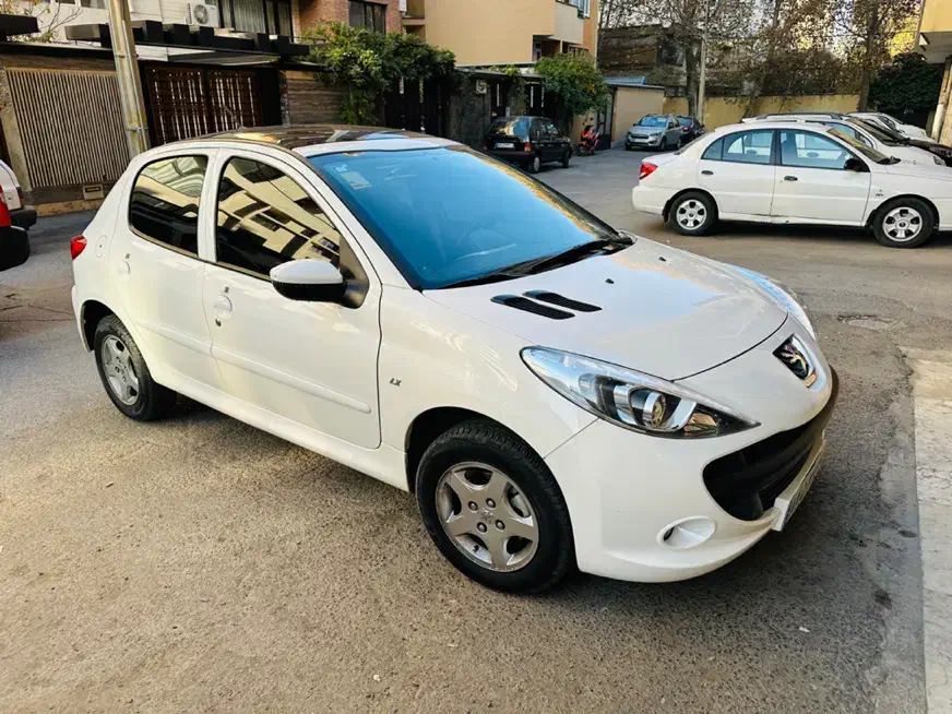 207مدل 402 پاناروما|خودرو سواری و وانت|همدان, |دیوار