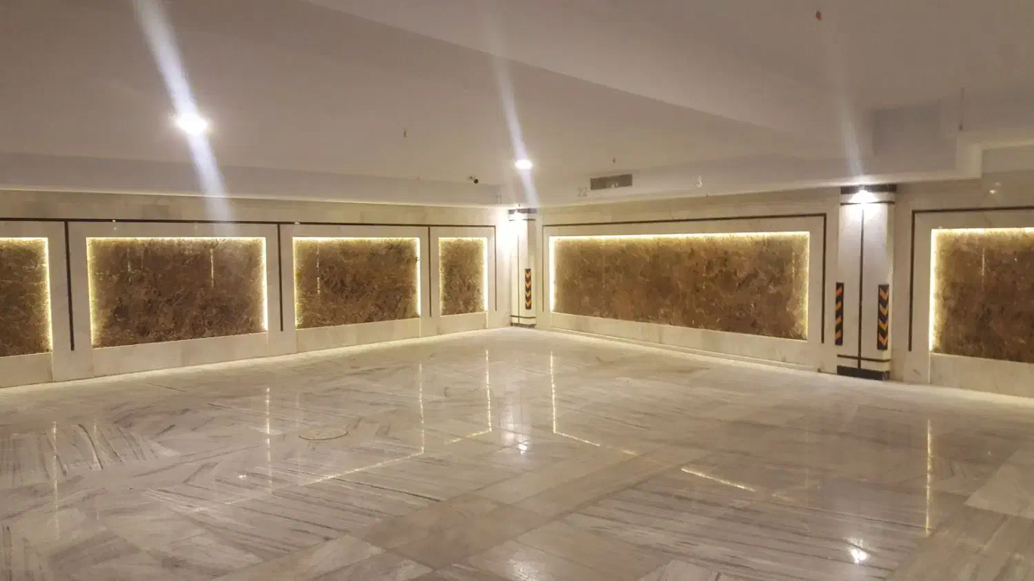 برقکار نصب لوستر قطعی برق اتصالی کلید پریز برق کار|خدمات پیشه و مهارت|تهران, استقلال|دیوار