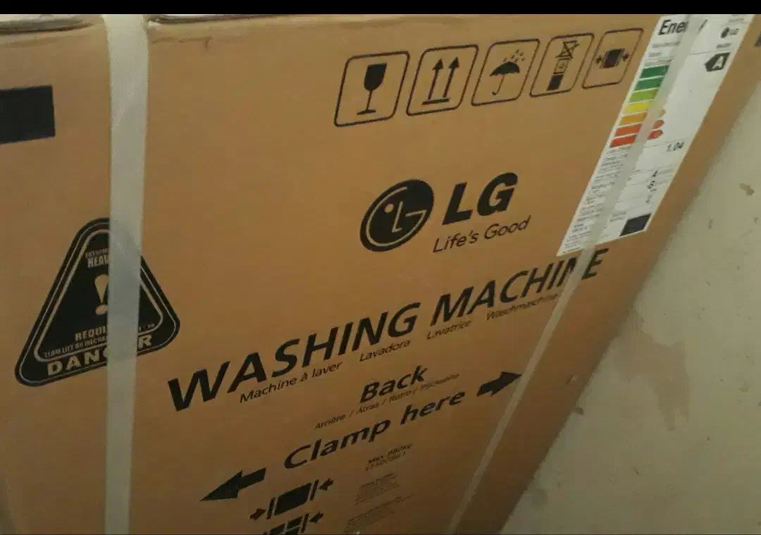 ماشین لباسشویی بخارشوی ال جی اصل|ماشین لباسشویی و خشک‌کن لباس|بم, |دیوار