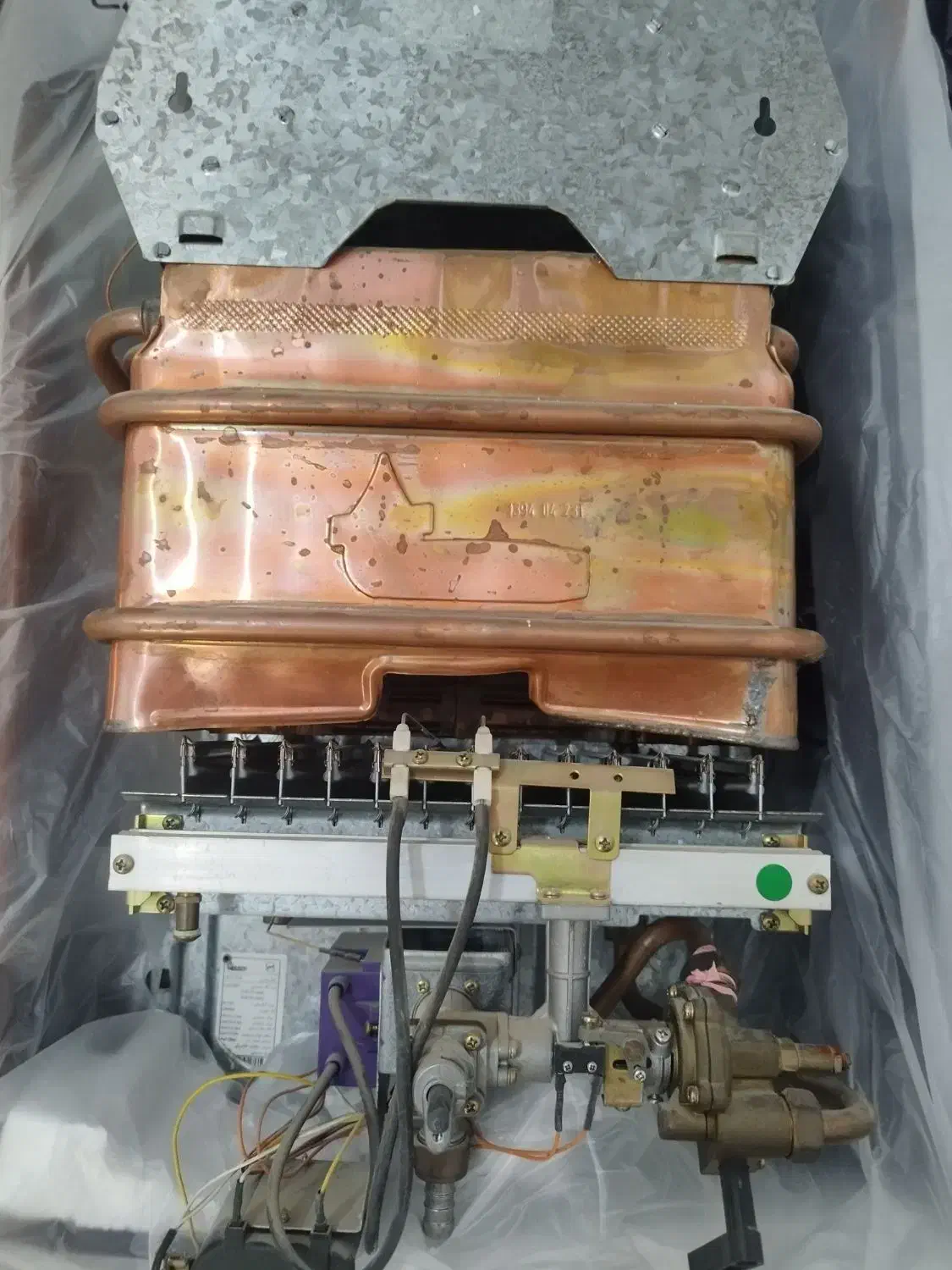 ابگرمکن دیواری بوتان مدل 3215|آبگرمکن، پکیج، شوفاژ|بندر کنگان, |دیوار