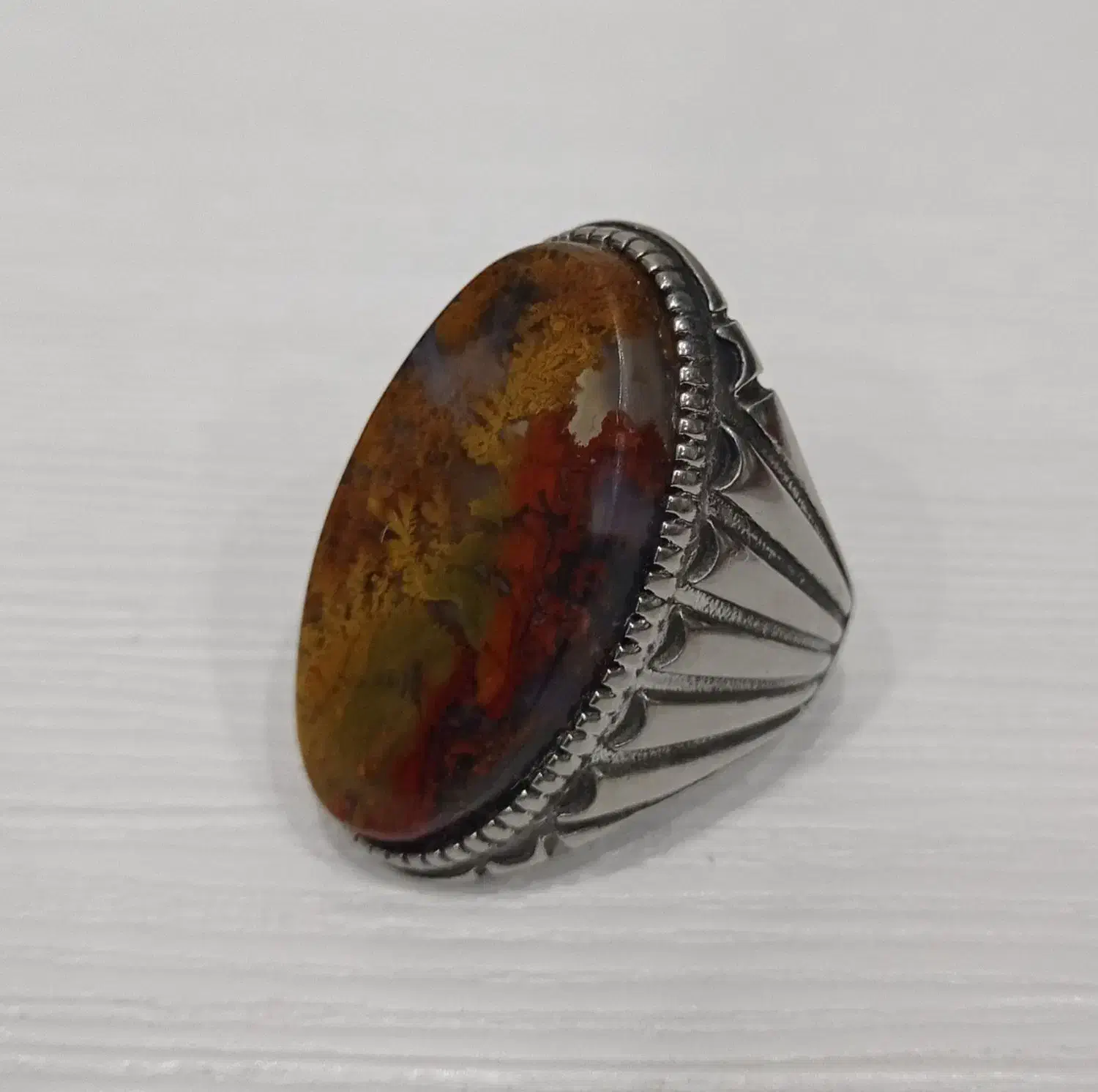 انگشتر نقره با نگین شجرمرجانی کمیاب|جواهرات|پرند, فاز ۶|دیوار