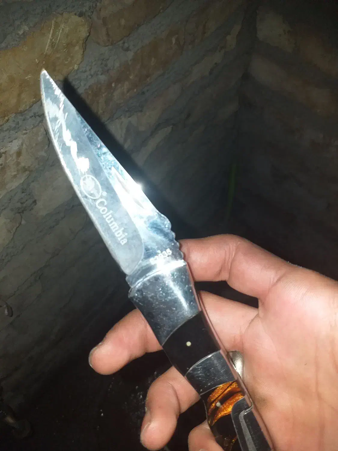 چاقو کلمبیا اصل|کوهنوردی و کمپینگ|اصفهان, گلزار|دیوار