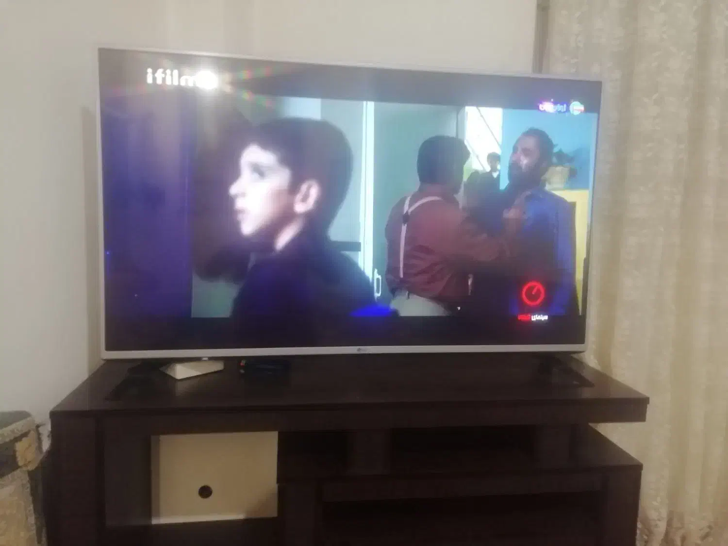 تلوزیون 50اینچ|تلویزیون و پروژکتور|ابهر, |دیوار