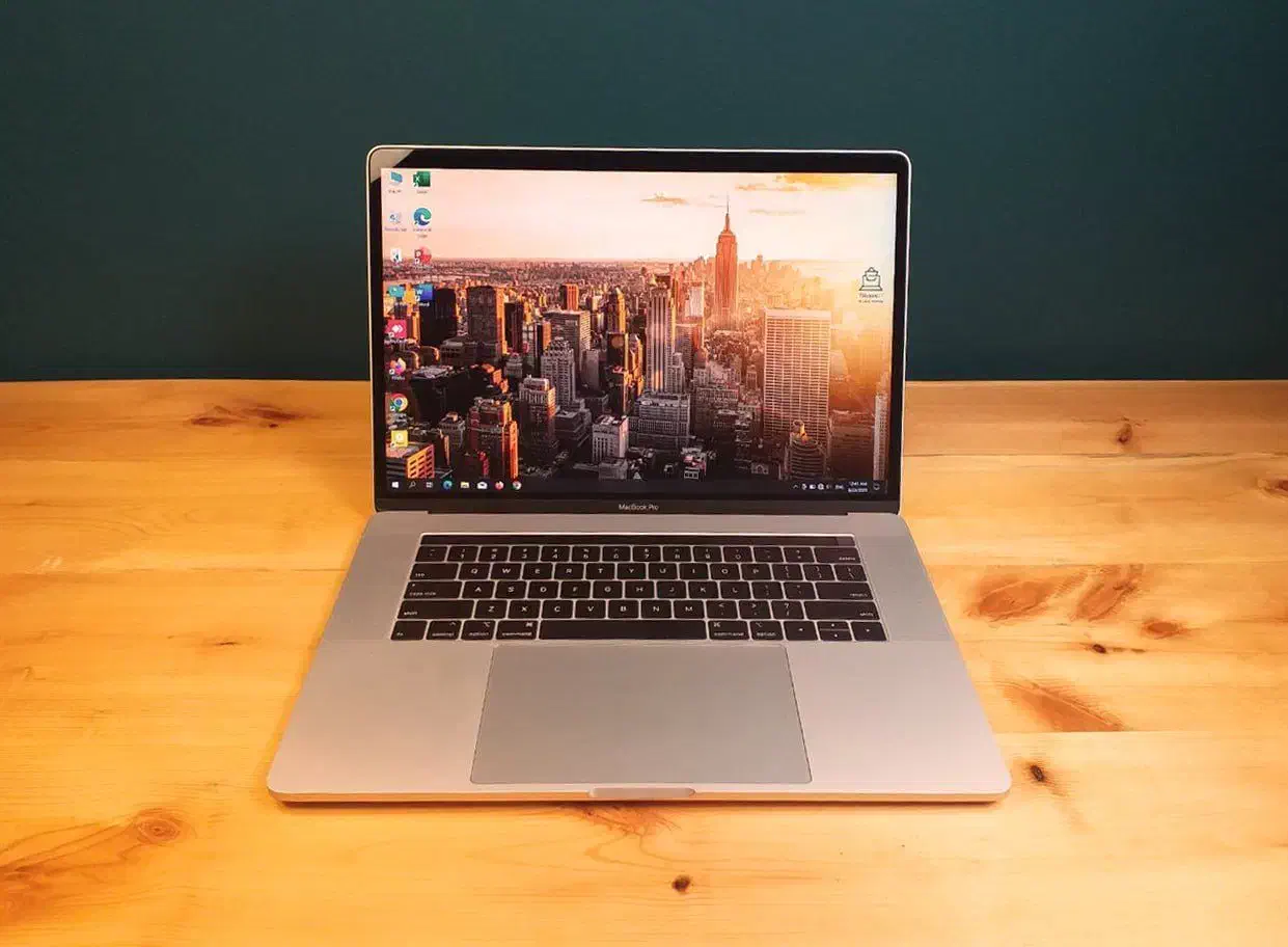 MacBook Pro A1990 I7 پر قدرت و تمیز|رایانه همراه|مشهد, ارشاد|دیوار