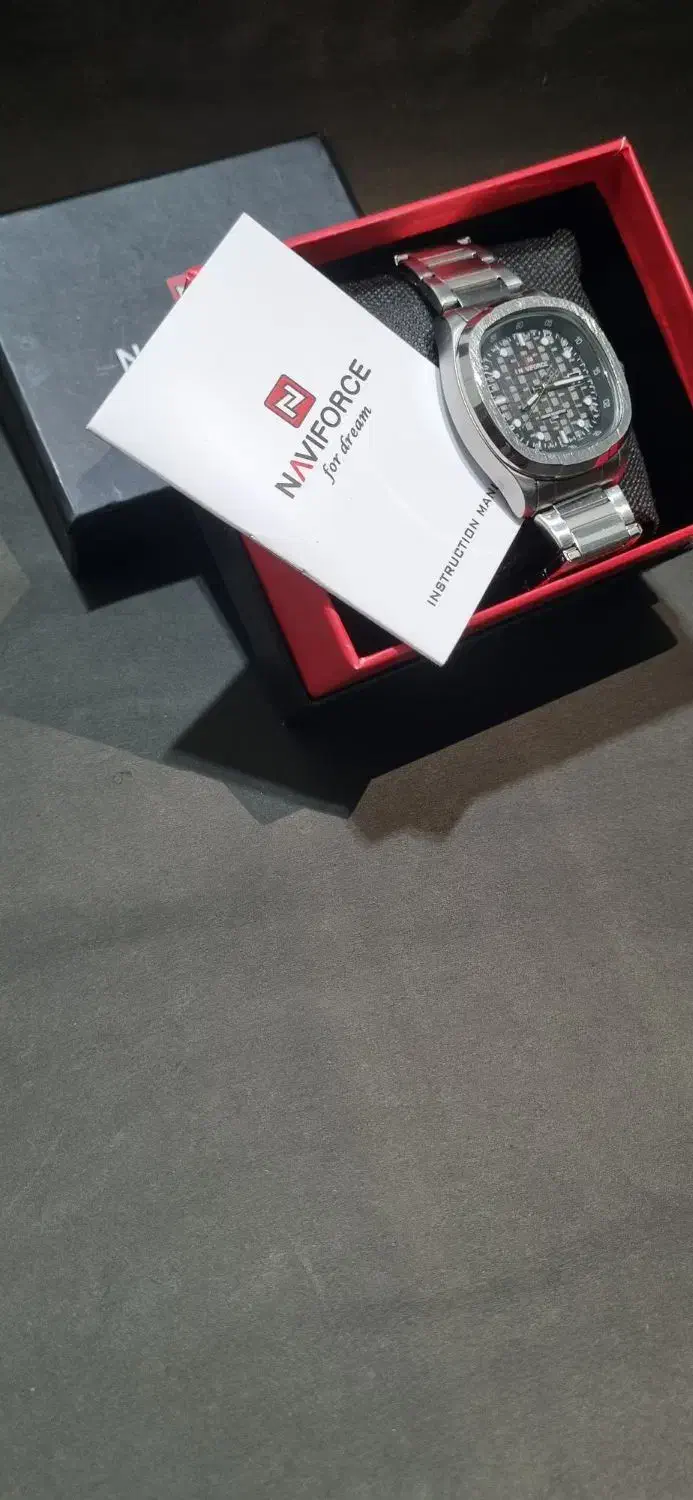 ساعت مچی|ساعت|مهاباد (آذربایجان غربی), |دیوار