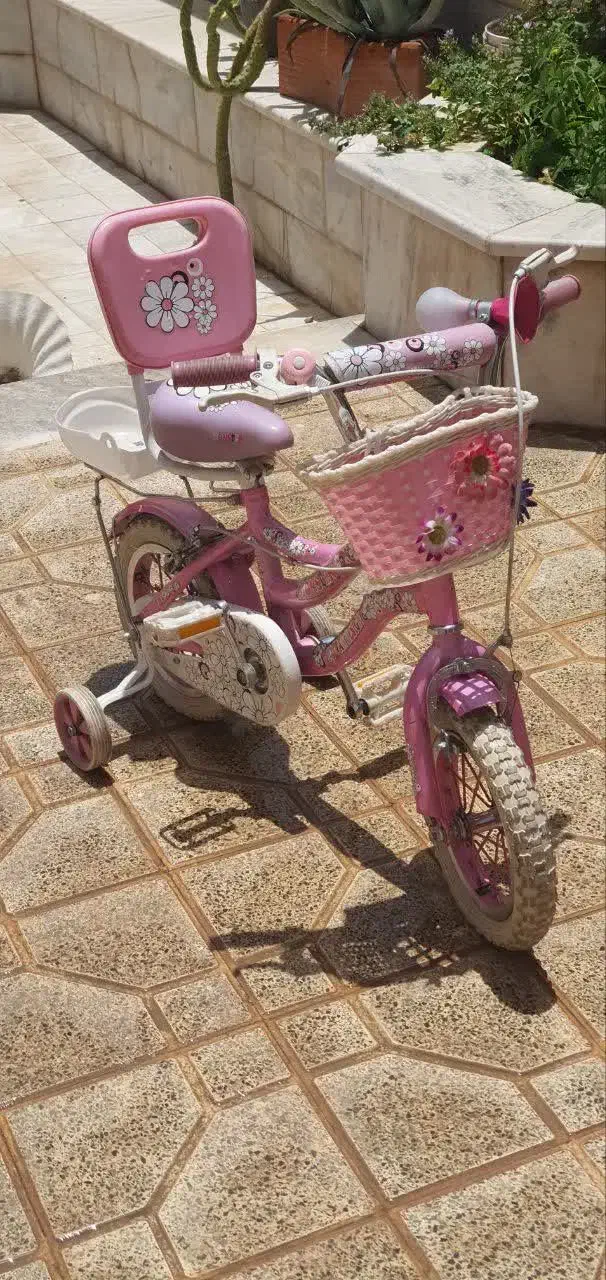 دوعدد دوچرخه بچگانه|دوچرخه، اسکیت، اسکوتر|اصفهان, شهرک آزمایش|دیوار