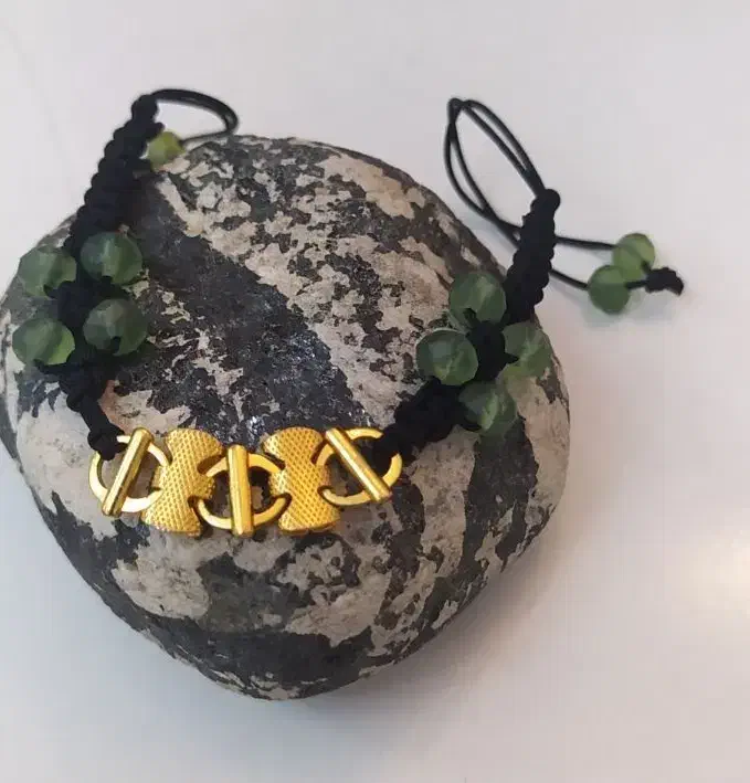 دستبند ترکیب مروارید اصل و سنگ|جواهرات|رشت, گلباغ نماز|دیوار