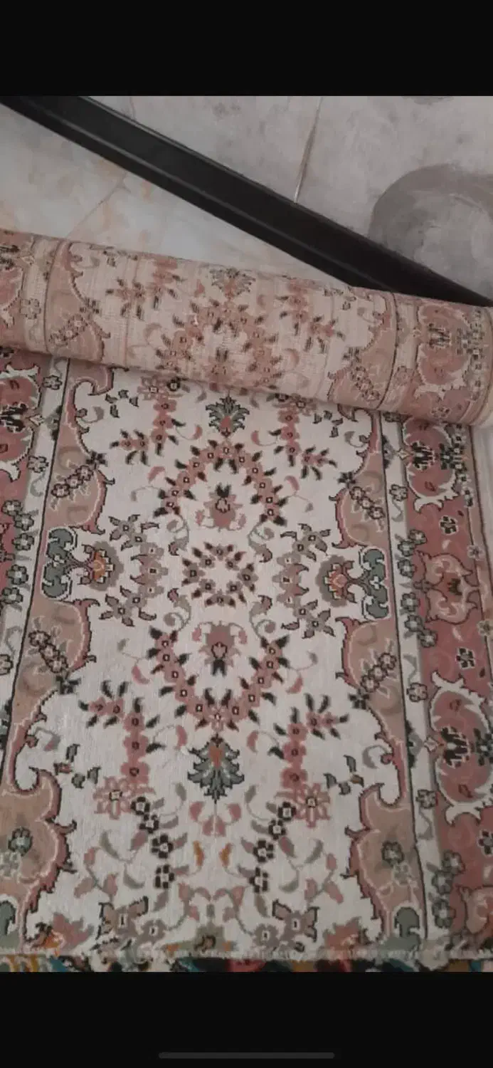 فرش و‌ کناره|فرش|آمل, |دیوار