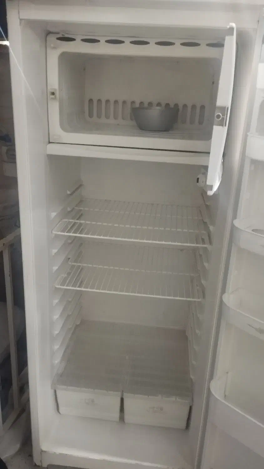 یخجال|یخچال و فریزر|قدس, شهر‌قدس|دیوار