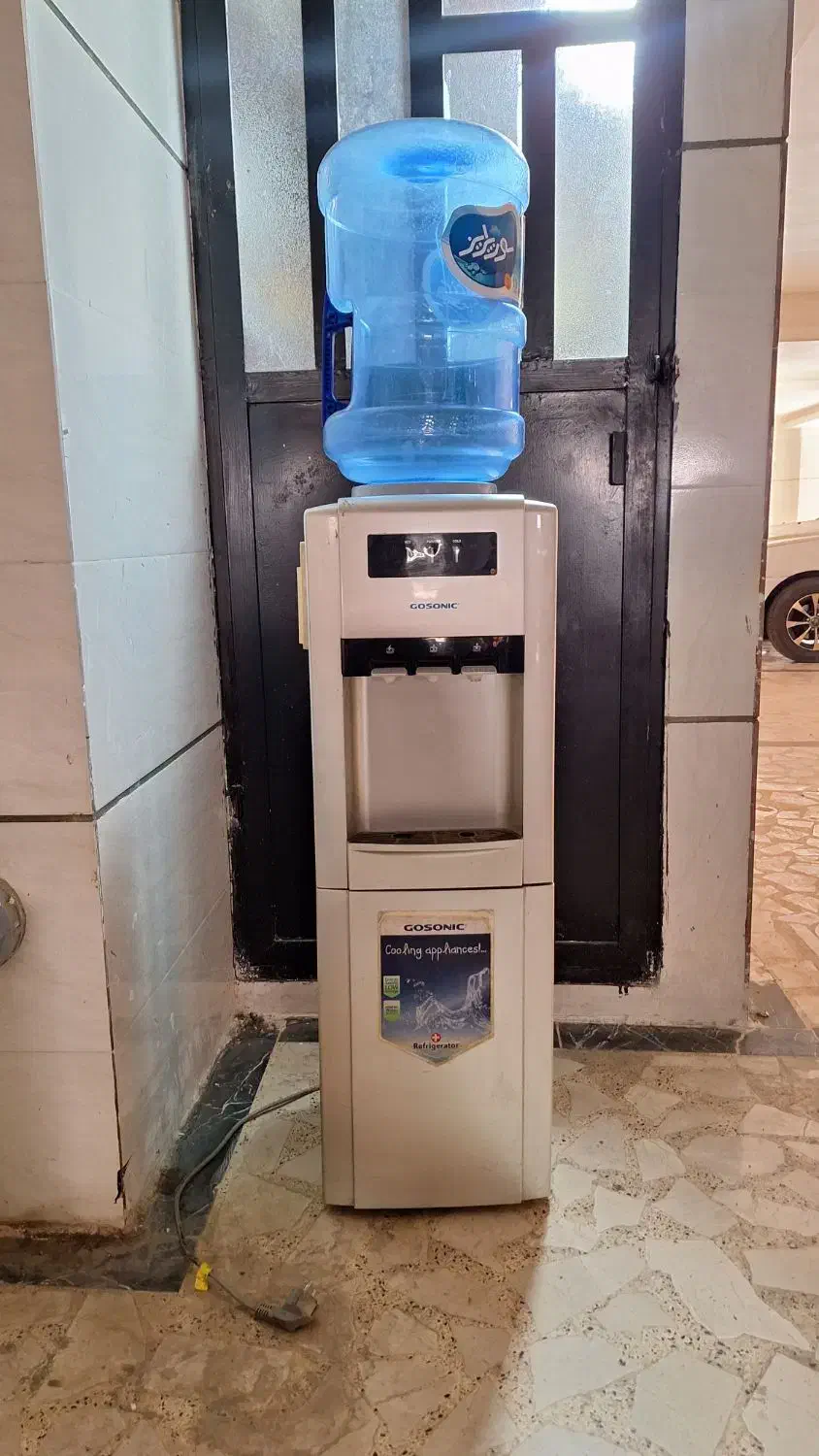 اب سردکن یخچالدار|آبسردکن و تصفیه آب|کرج, کمالشهر|دیوار