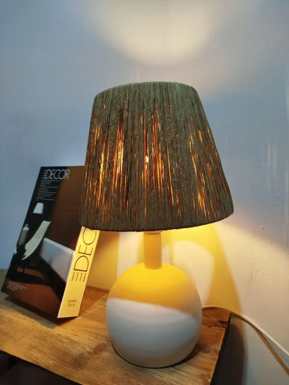 آباژور رو میزی بوهو|چراغ خواب و آباژور|رشت, منظریه|دیوار