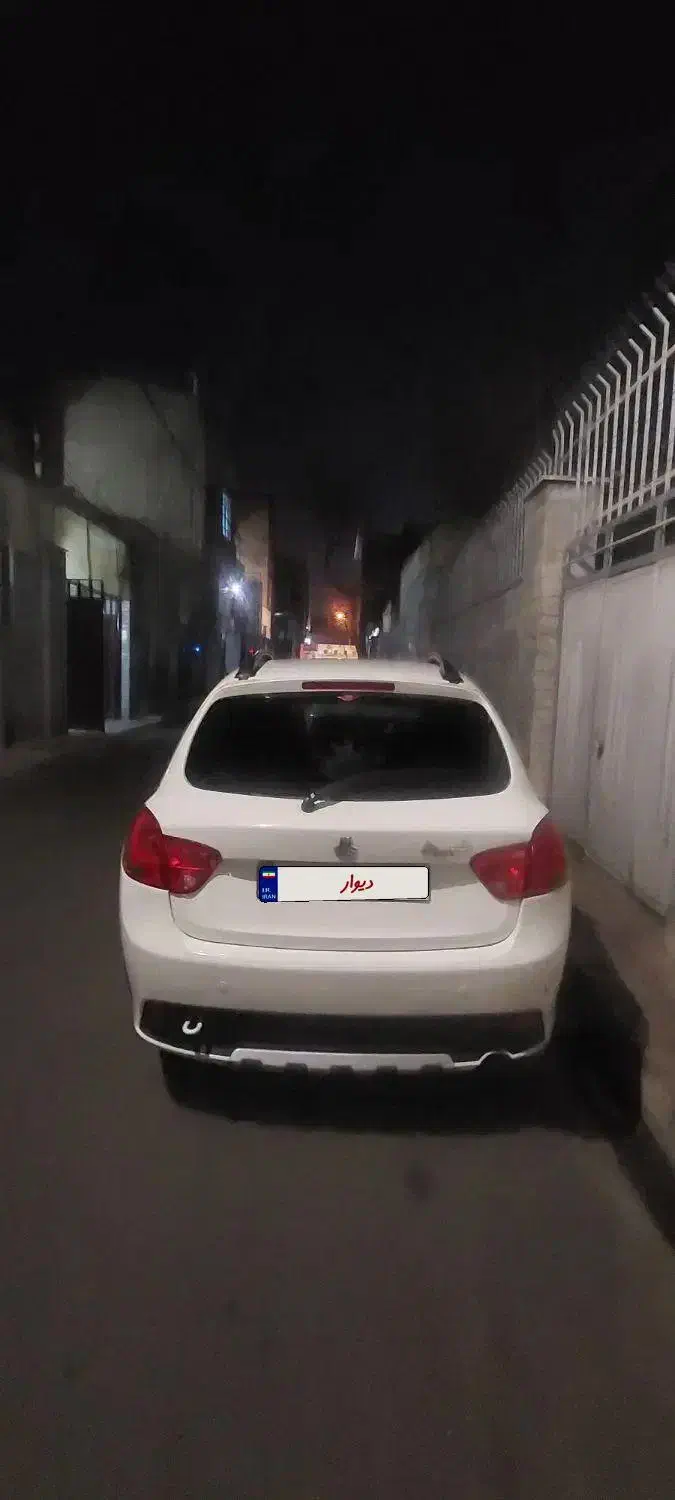 کوییک ۱۴۰۲|خودرو سواری و وانت|کرج, حصارک پایین|دیوار