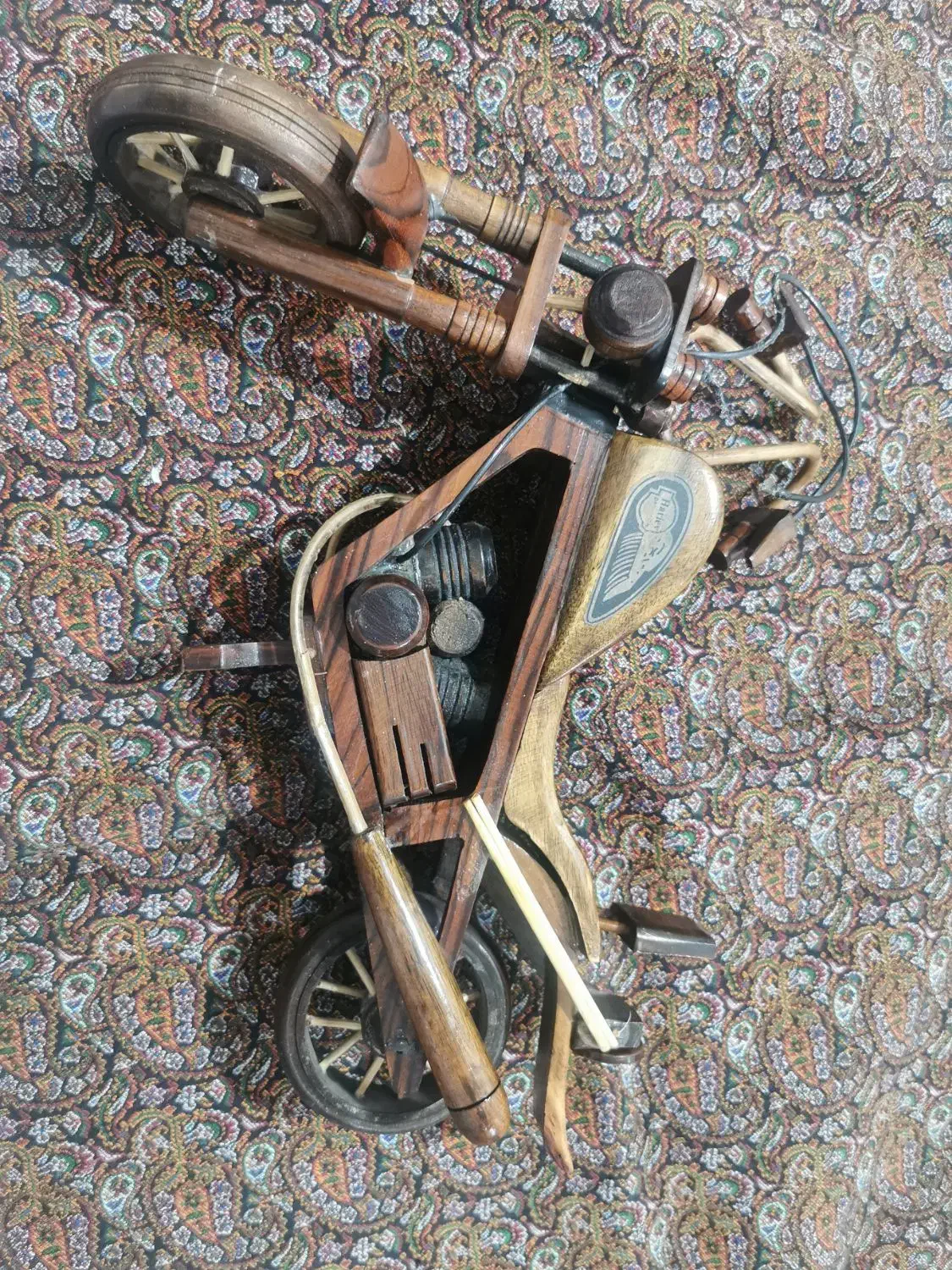 موتور چوبی دست ساز|کلکسیون اشیاء عتیقه|آفتاب, |دیوار