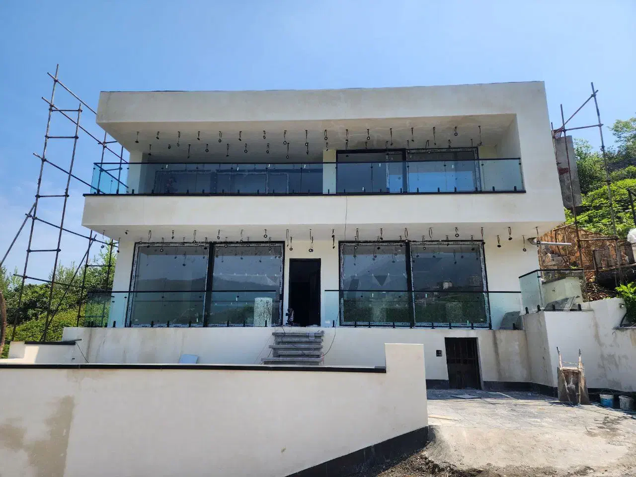 پارتیشن حمام نرده و بالکن شیشه ای سکوریت کرکره درب|خدمات پیشه و مهارت|قم, سالاریه|دیوار