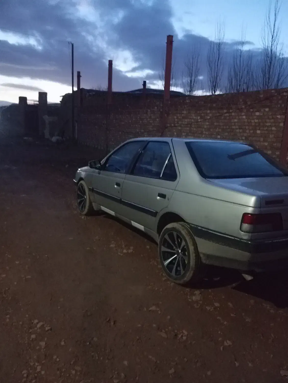 ماشین ۴۰۵|خودرو سواری و وانت|شاهین دژ, |دیوار