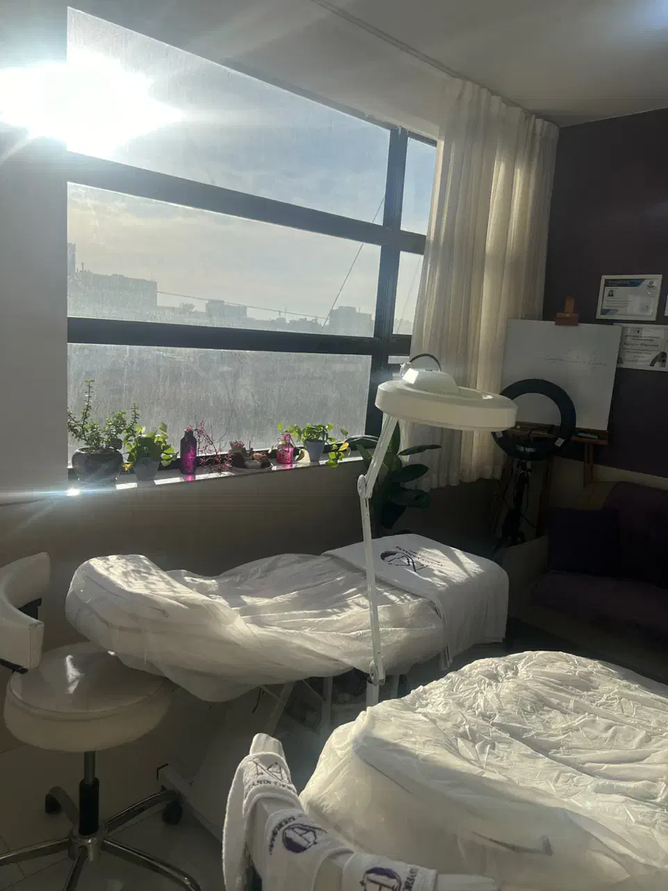 اجاره اتاق در سالن زیبایی|اجارهٔ دفتر کار، اتاق اداری، مطب|شاهین‌شهر, نظامی|دیوار