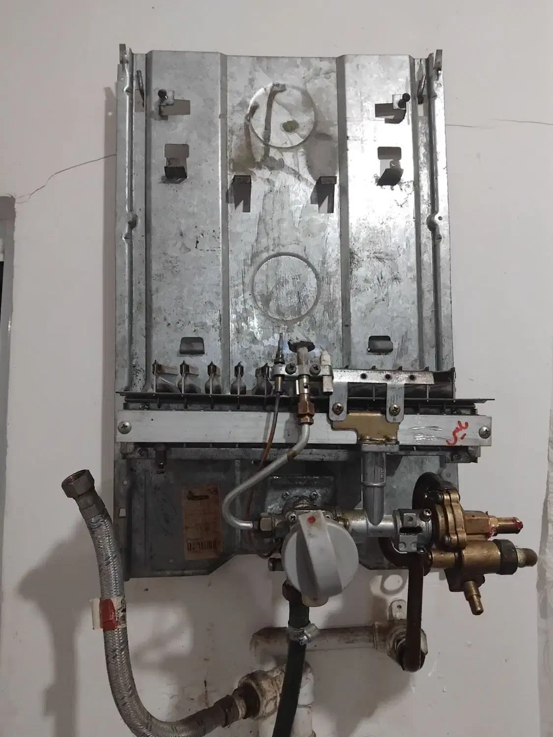 تعمیرات آبگرمکن وبخاری کولرجاروبرقی ولباسشویی سیار|خدمات پیشه و مهارت|بجنورد, |دیوار